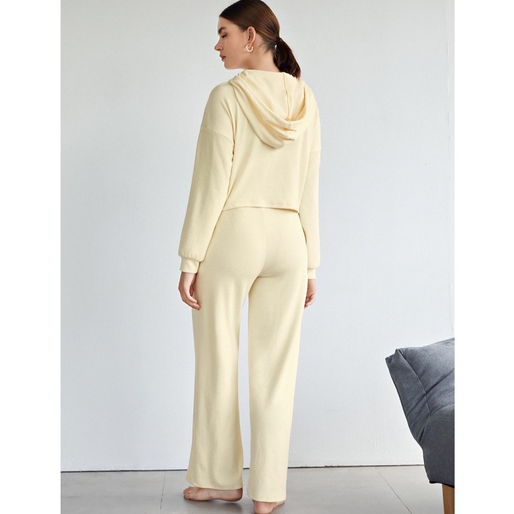 2 Piece Loungewear Set: Hooded Shirt + Pants - Picture 3 of 9
